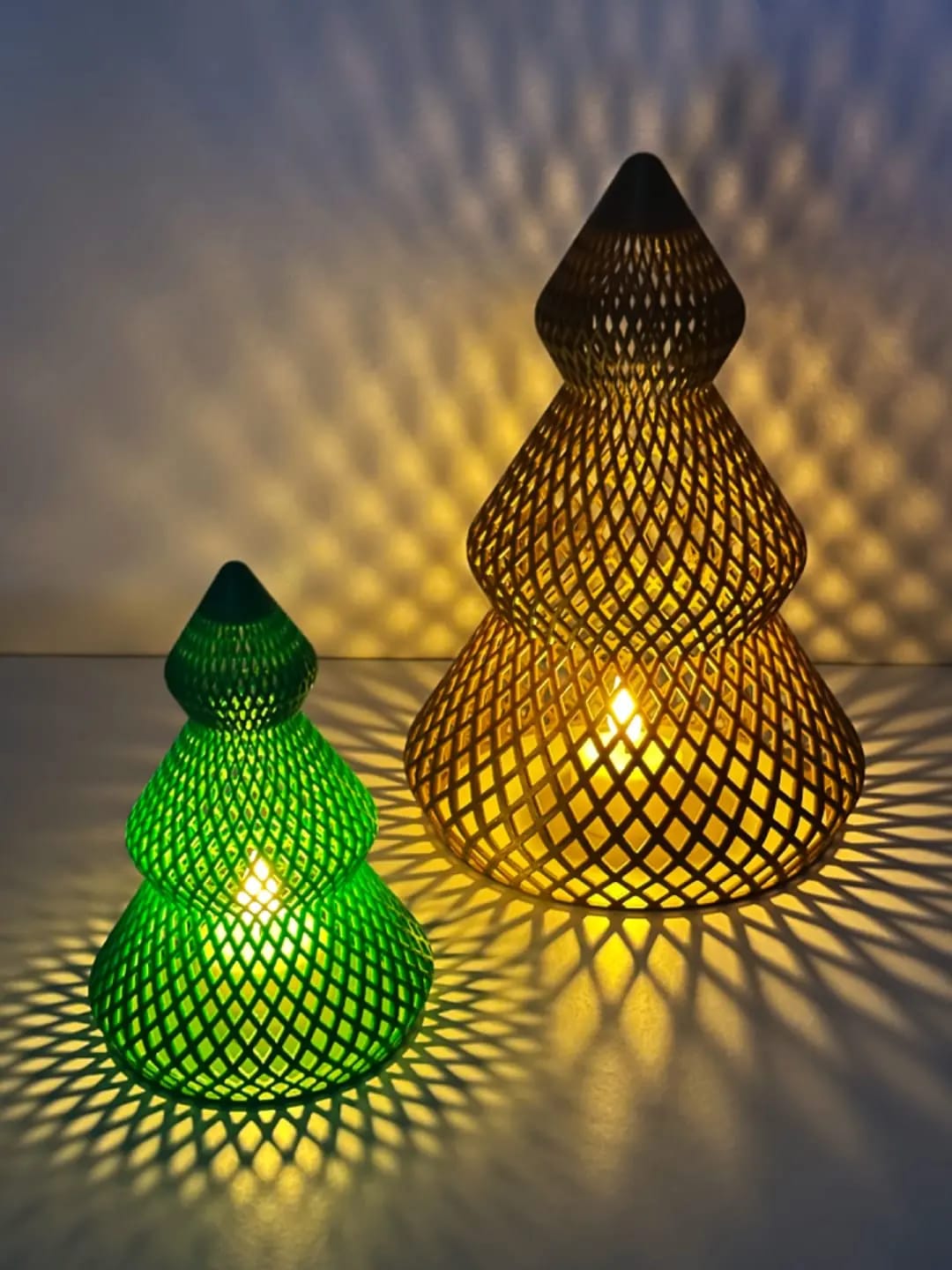 Geometric Lattice Ambient Table Lamp