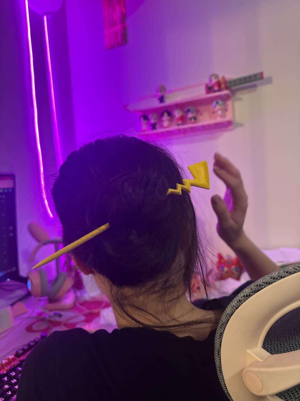 Pikachu tail hairpin