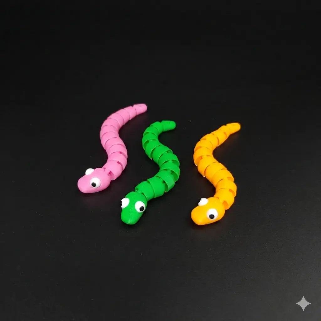 Flexible Worm Keychain (3 pcs.)